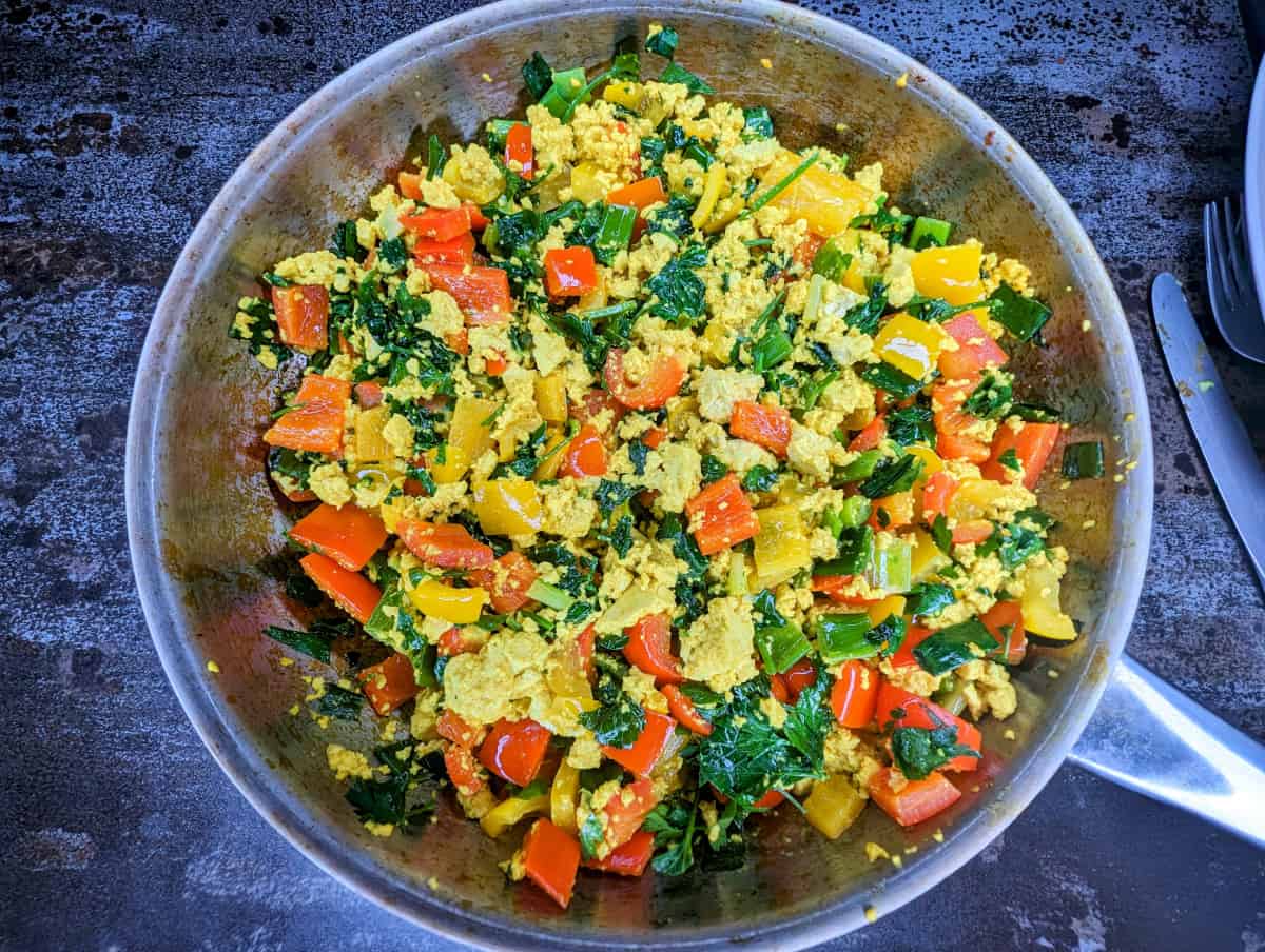 Tofu scramble in pan, done.