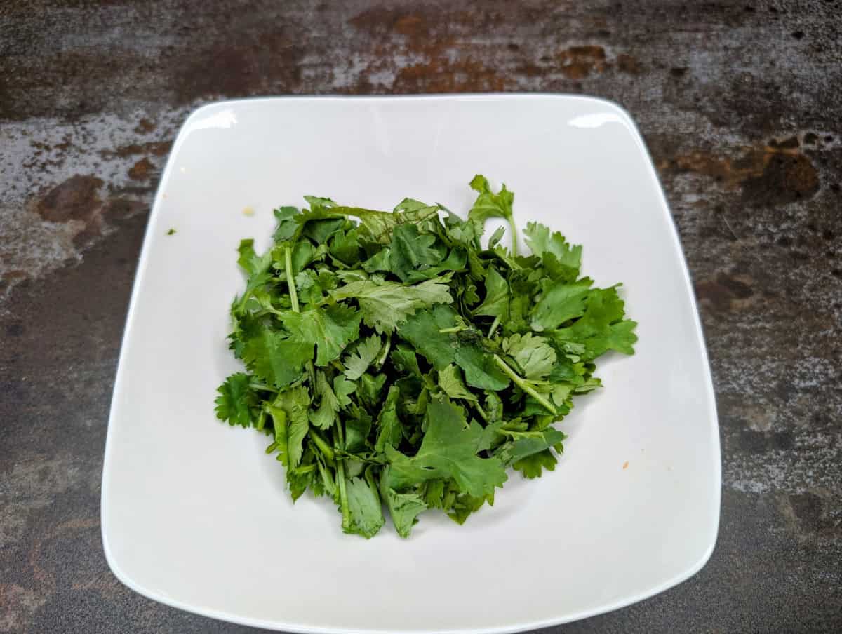 Bibimbap, step 2, chop the cilantro