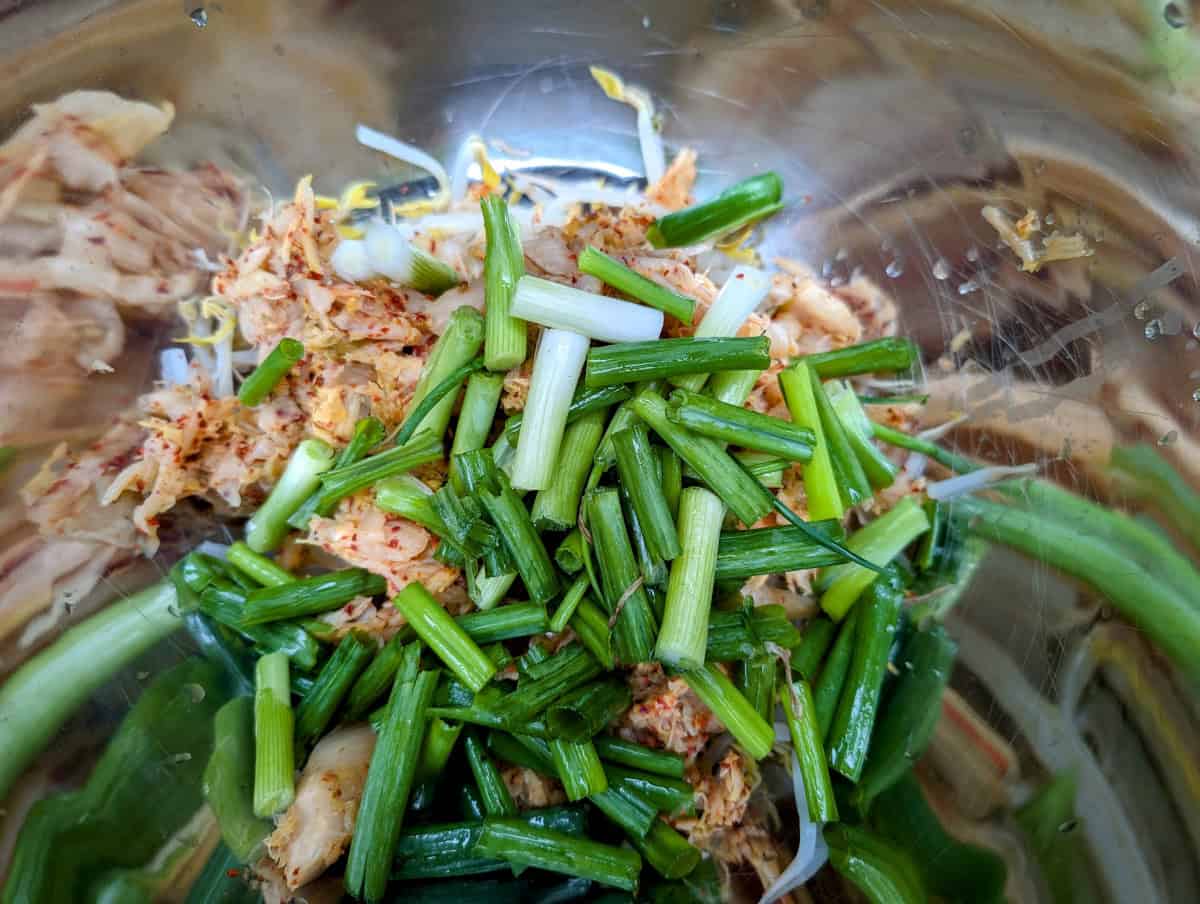 Mung Bean Pancakes, Step 7, Add the scallions to the bowl.