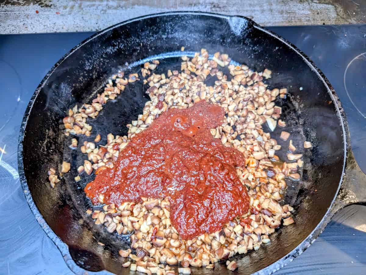 Step 6, add the gochujang sauce