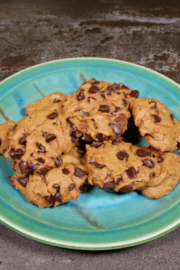 Chickpea chocolate chip cookies!