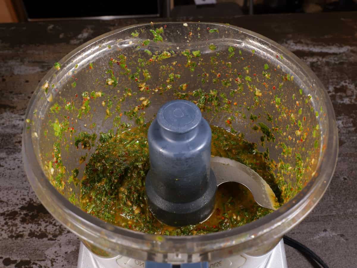 oil drizzled in food processor, very green
