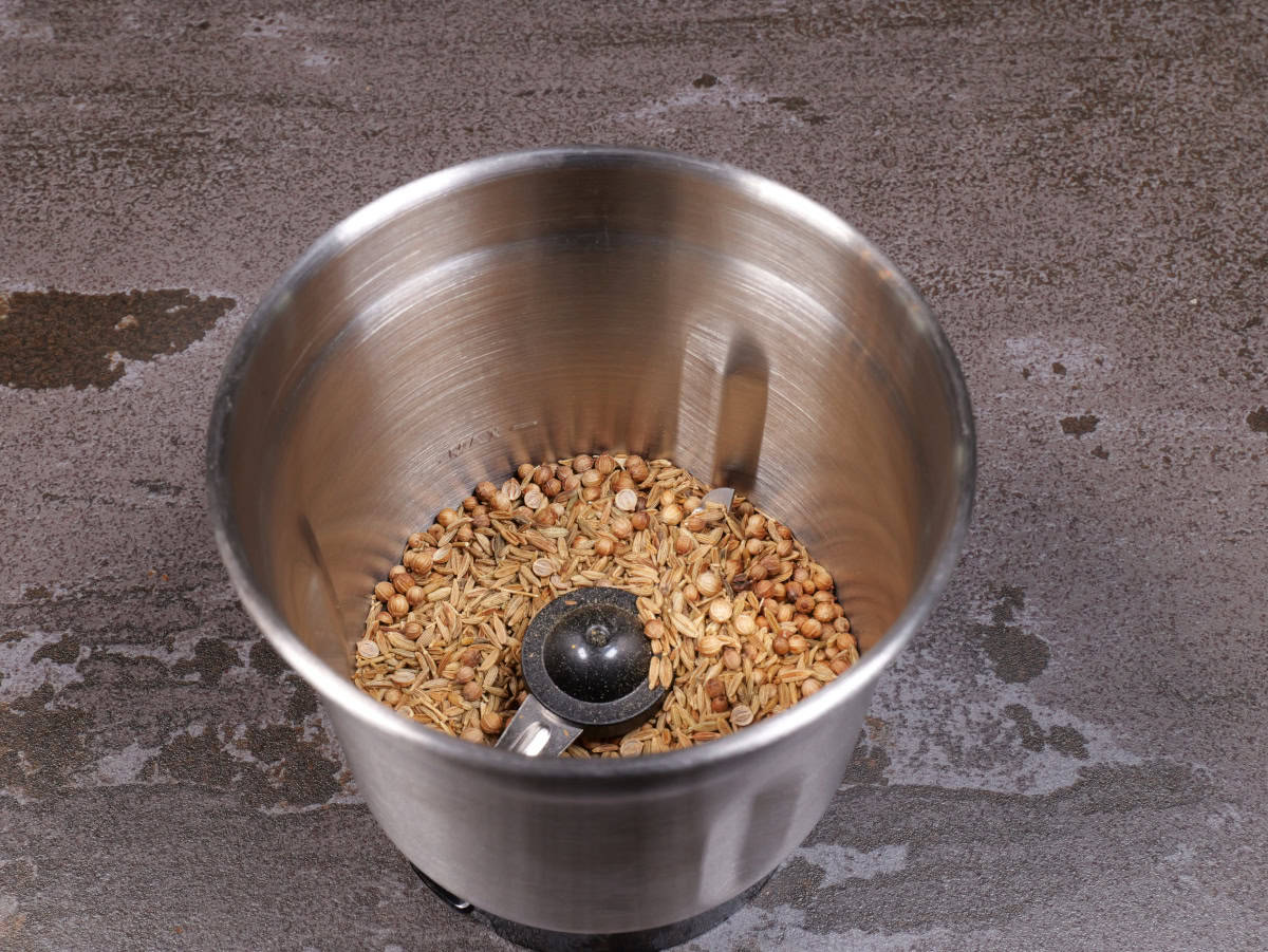 spices in spice grinder